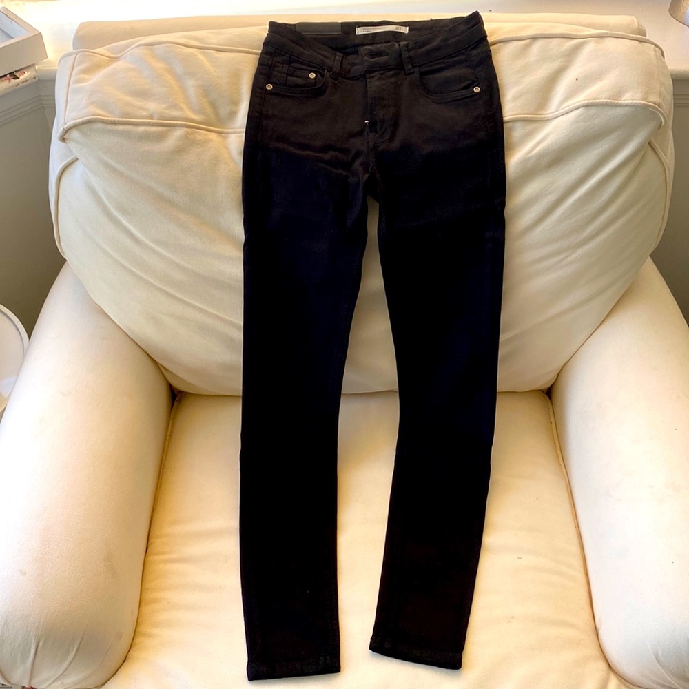 Black Zara pants size 00